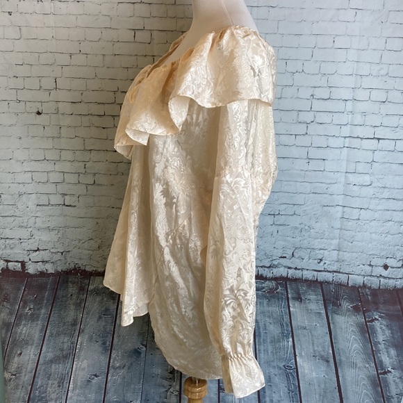 VICTORIA'S SECRET Vintage Gold Label Ivory Babydoll Satin Gown M/L Sexy Ruffles - Picture 10 of 16